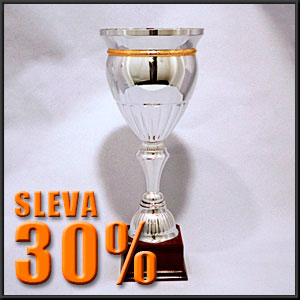0212 Sada stříbrno zlatých pohárů - Kliknutím zobrazíte detail obrázku.